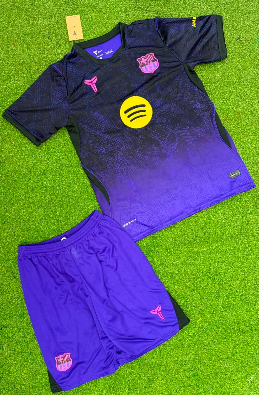 BARÇA AWAY